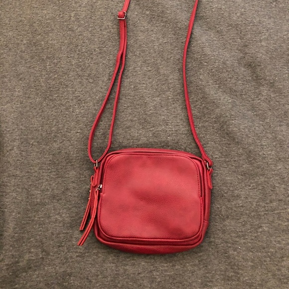 Red crossbody bag - Picture 1 of 5
